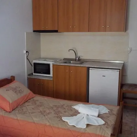 Epikoureios Apollon Guest house