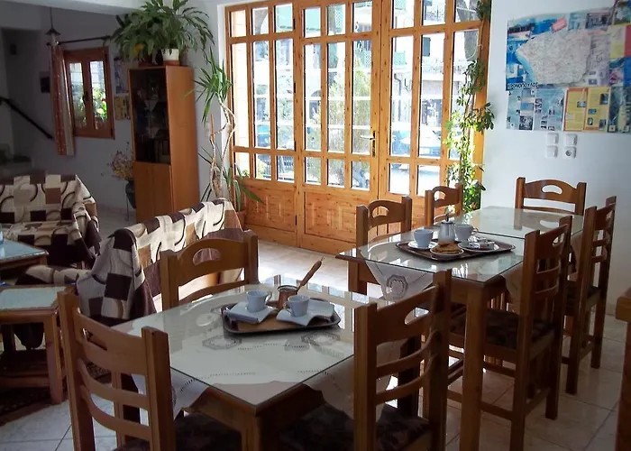 Epikoureios Apollon 3*