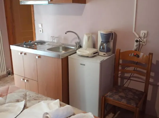 Epikoureios Apollon 3*